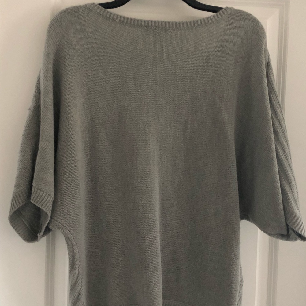 Sweater - Picture 2 of 2